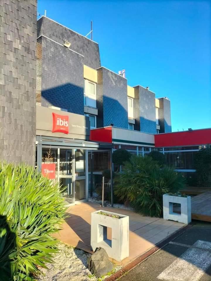 Ibis Saint Brieuc Yffiniac Hotel Ngoại thất bức ảnh