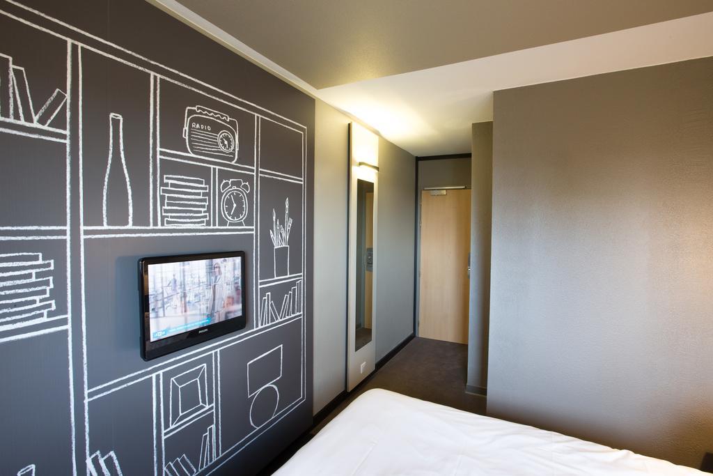 Ibis Saint Brieuc Yffiniac Hotel Ngoại thất bức ảnh